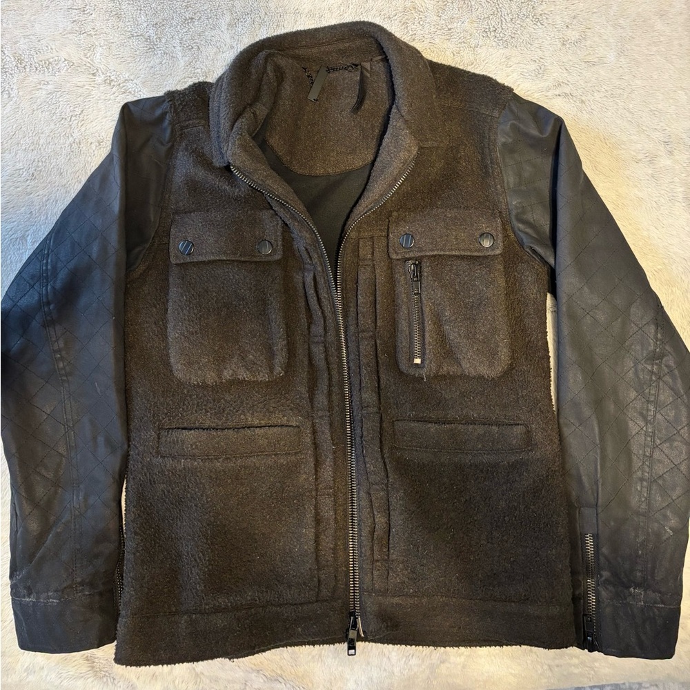 Comune Green Wool & Utility Black Quilted Sleeves